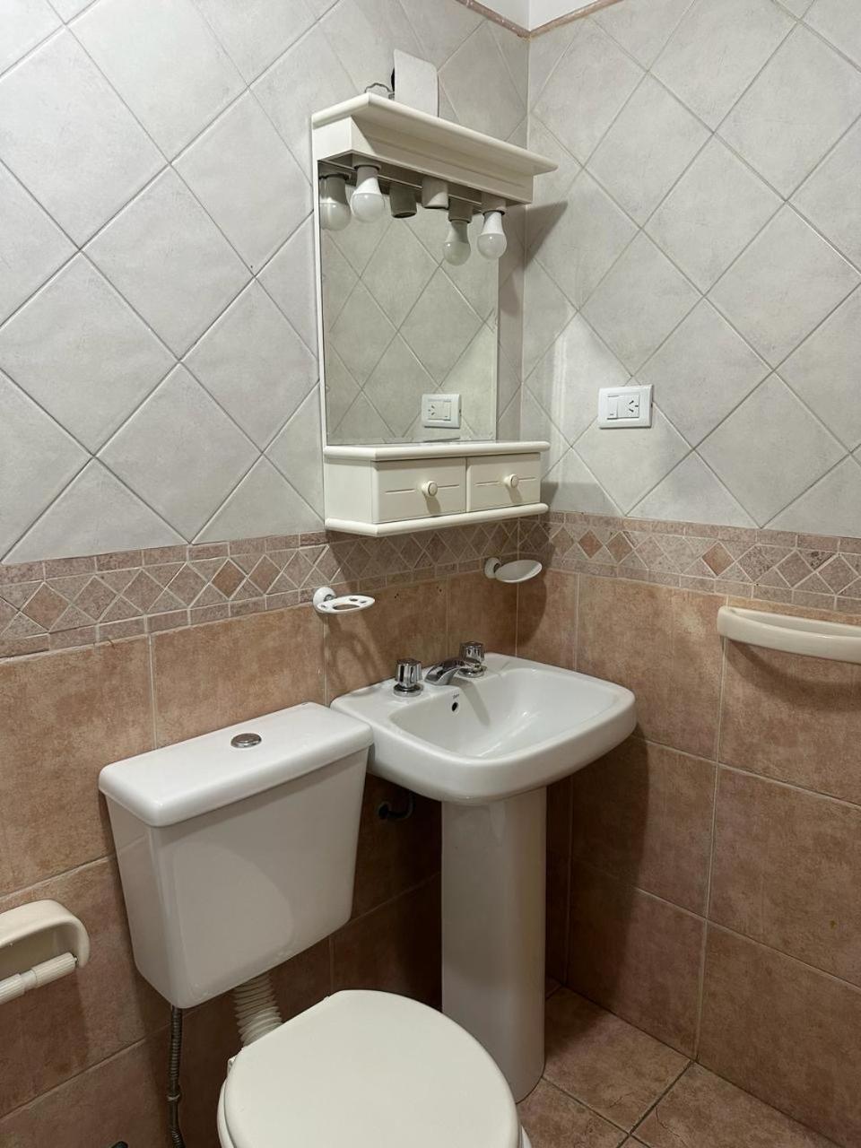 Apartamento Departamento Amplio Y Confortable En